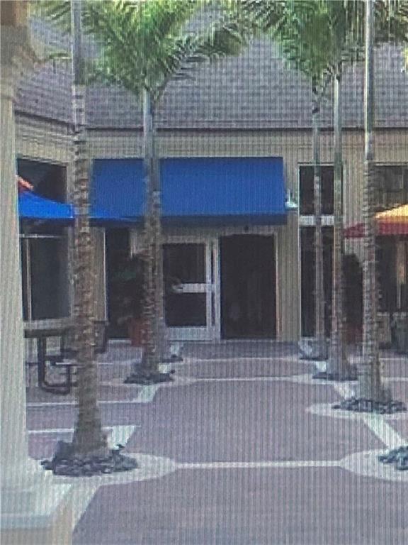 Kings Point Burgundy A-Q - Residential Lease