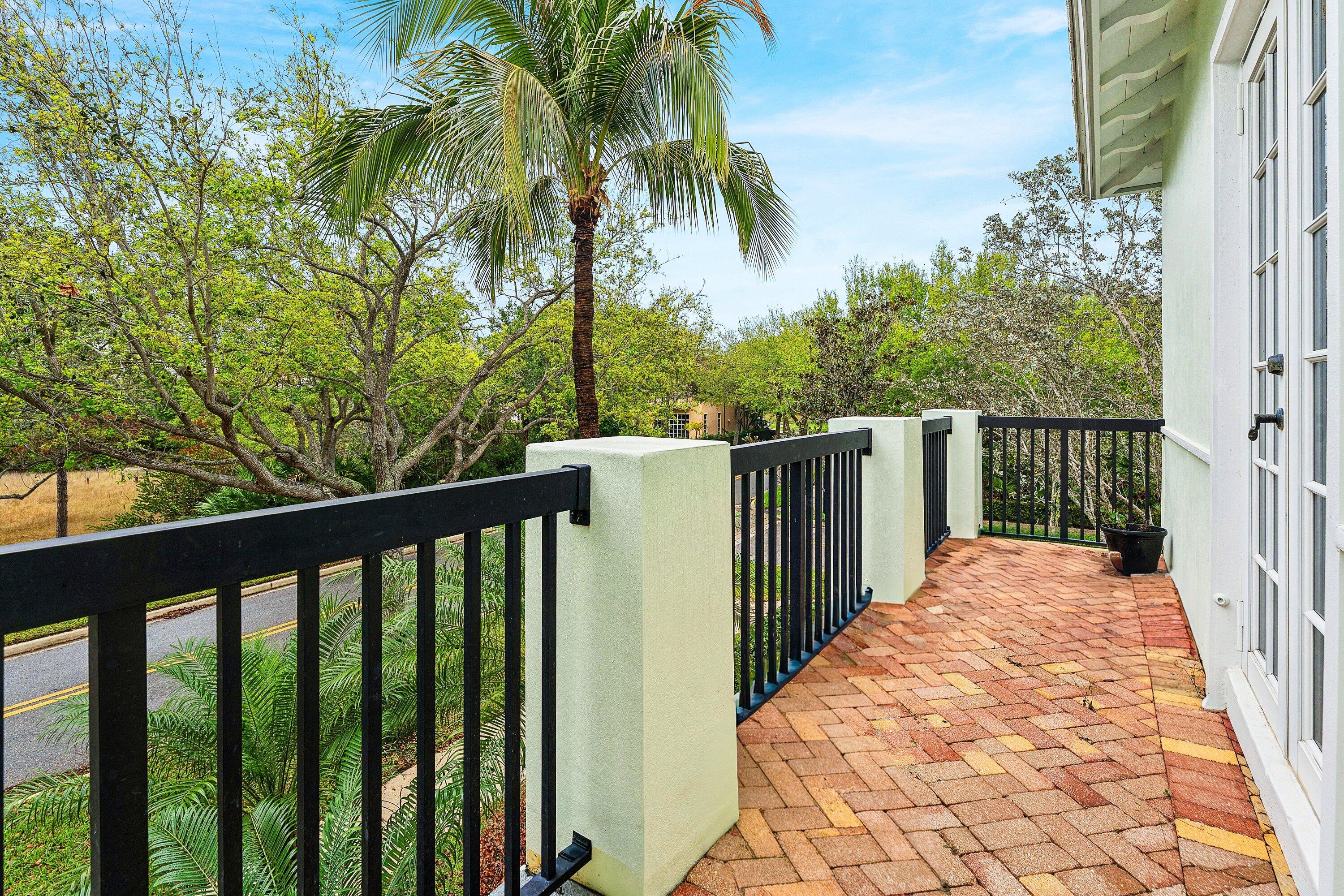 BOTANICA - Residential