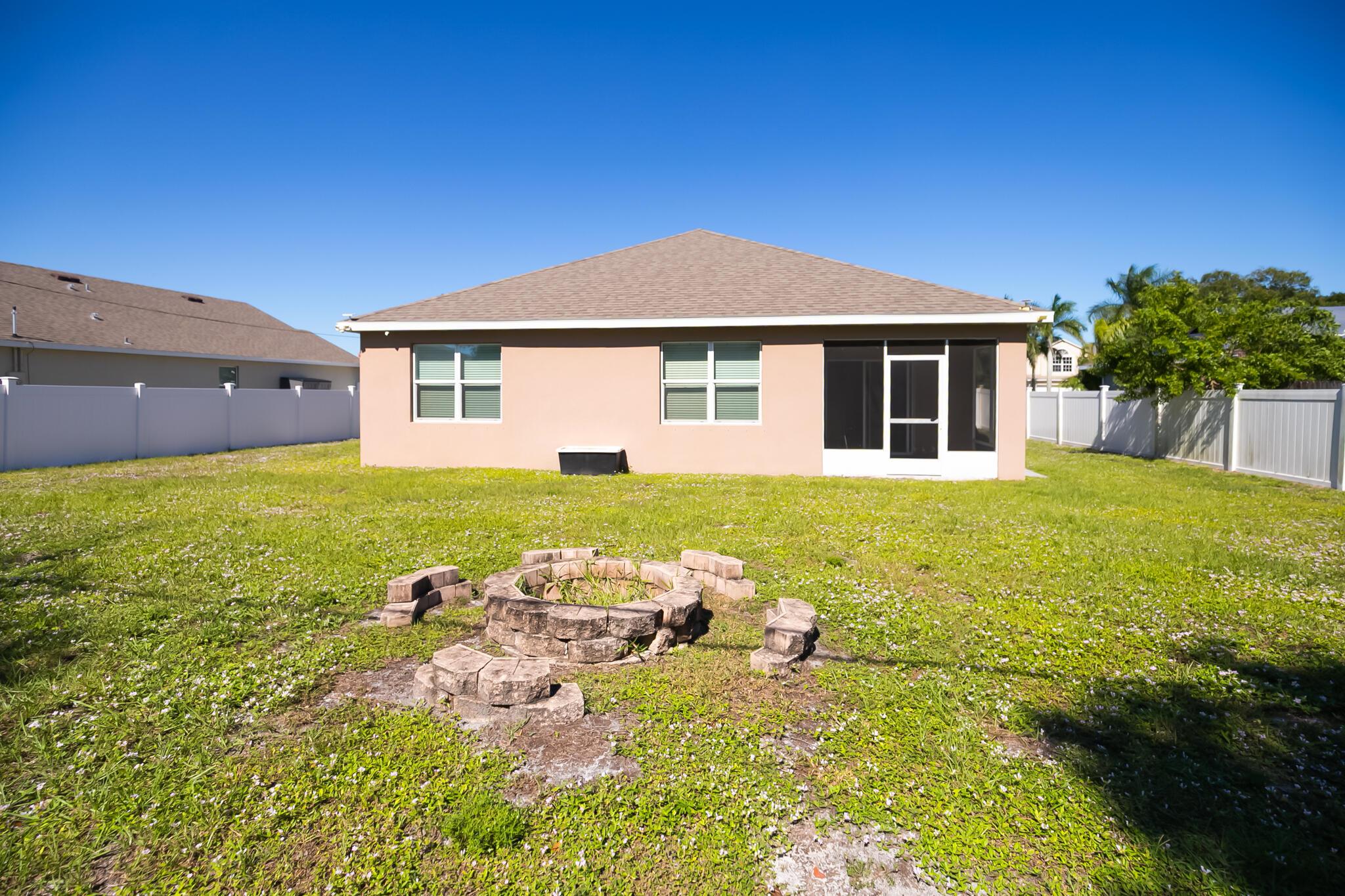 PORT ST LUCIE SECTION 18 - Residential
