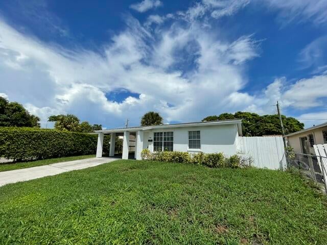 1104 W 24TH Street