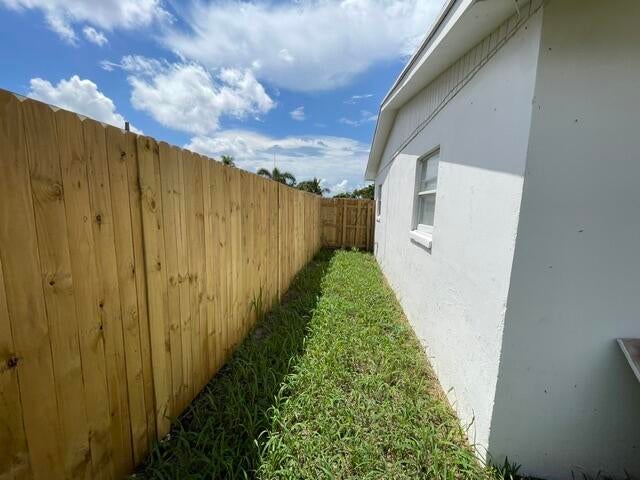 1104 W 24TH Street