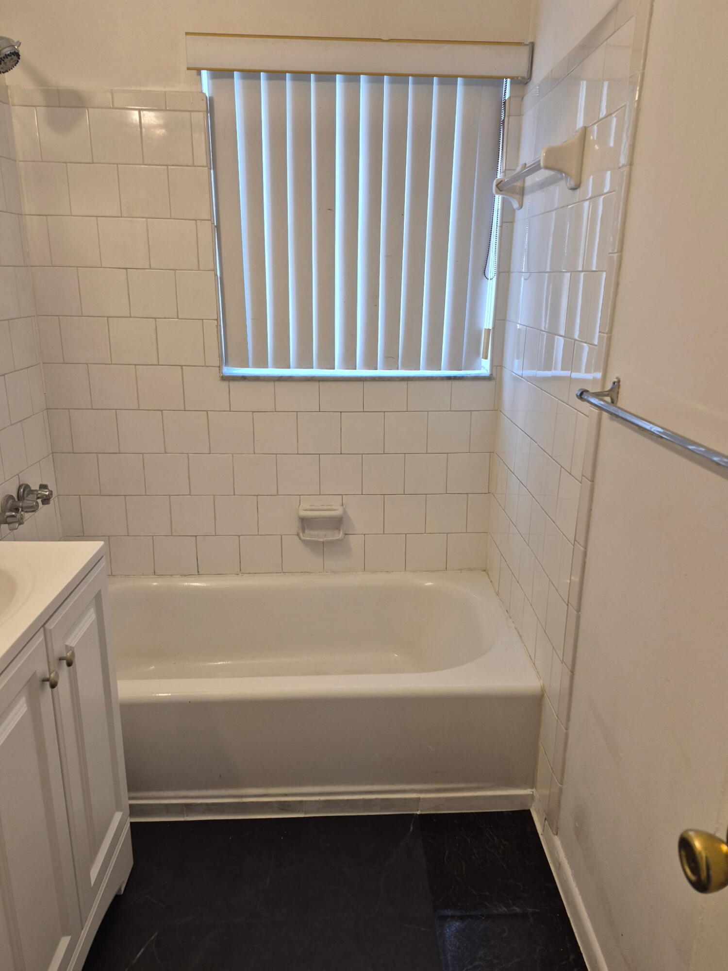 1104 W 24TH Street