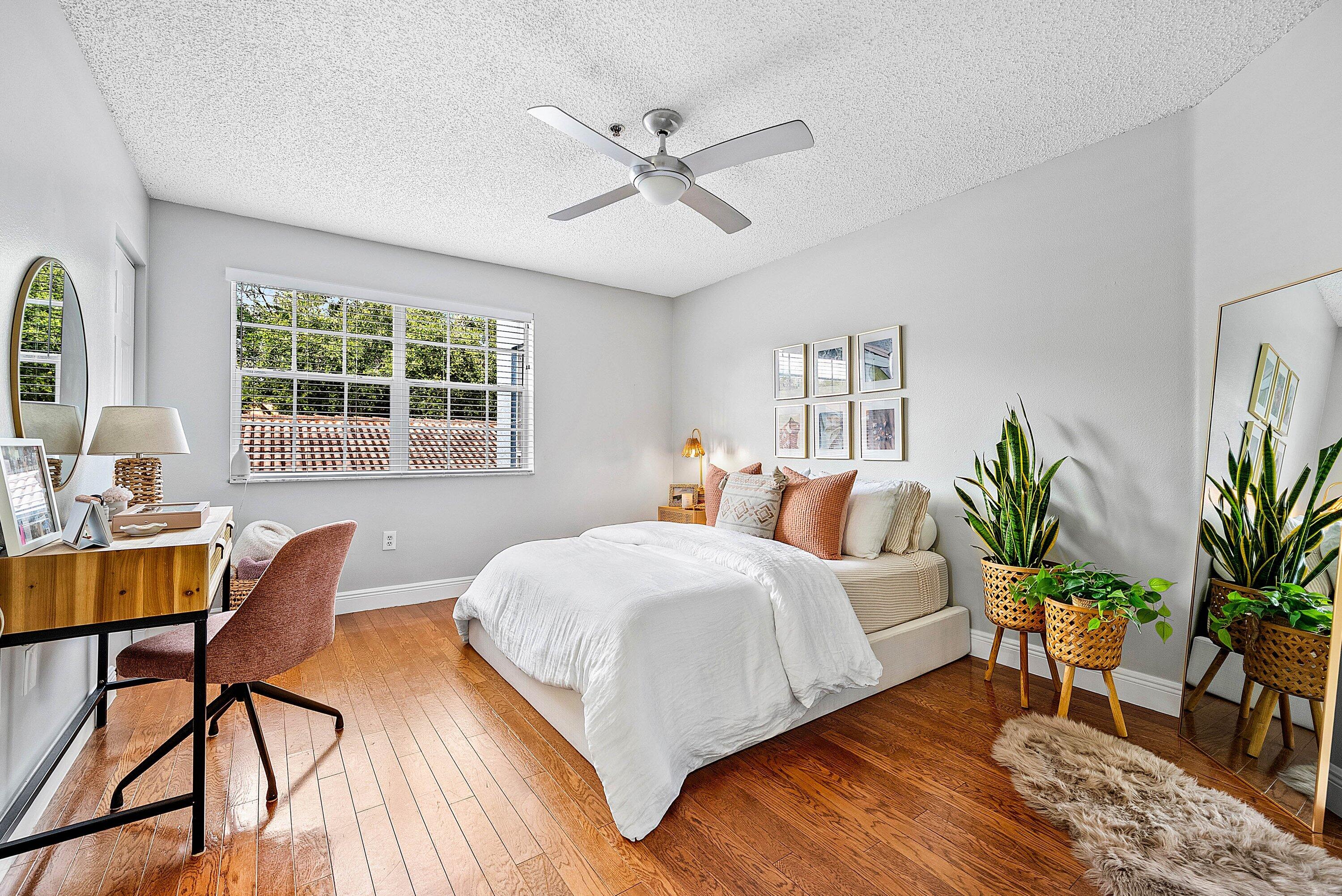 BOCAR CONDO - Residential Lease