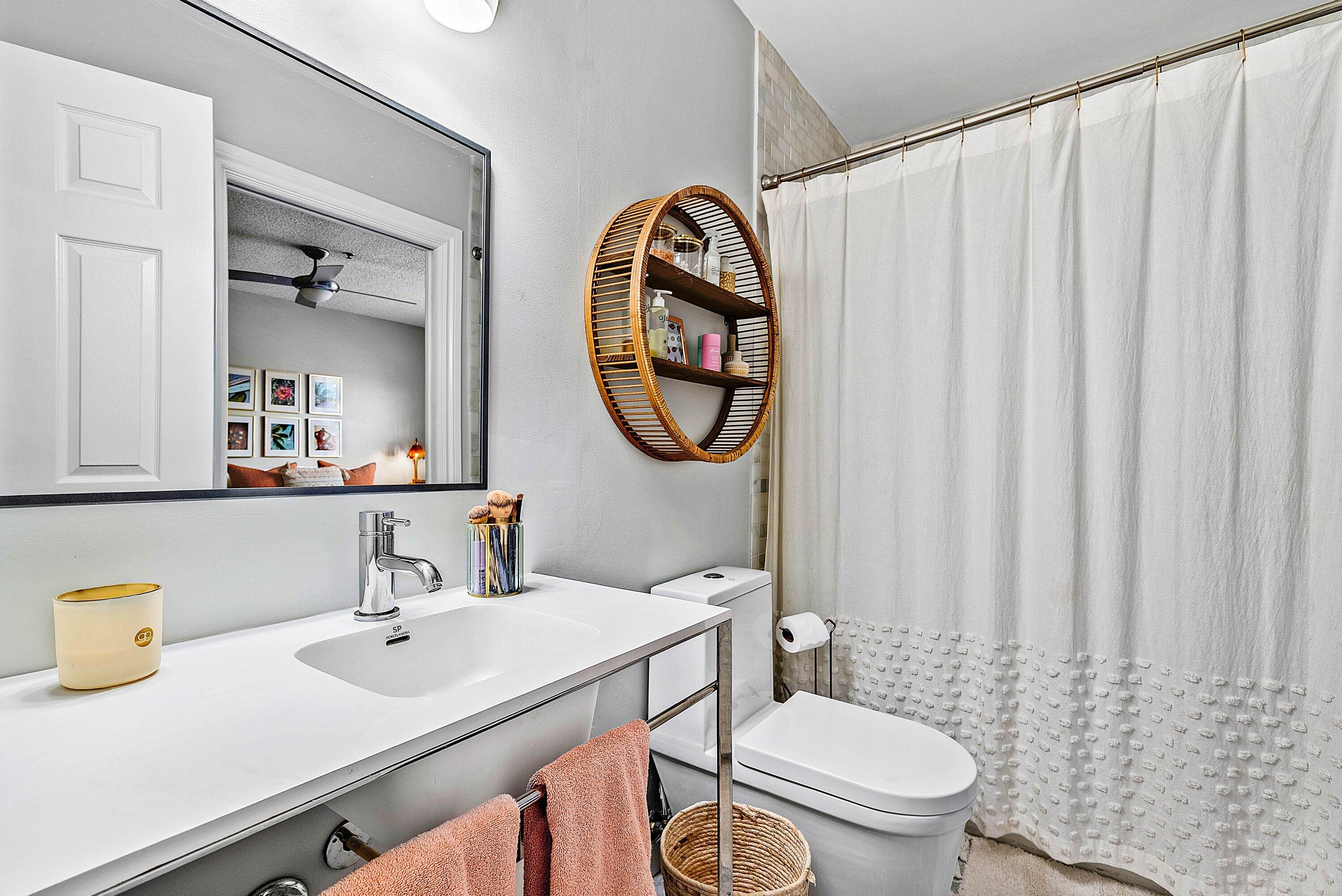 BOCAR CONDO - Residential Lease