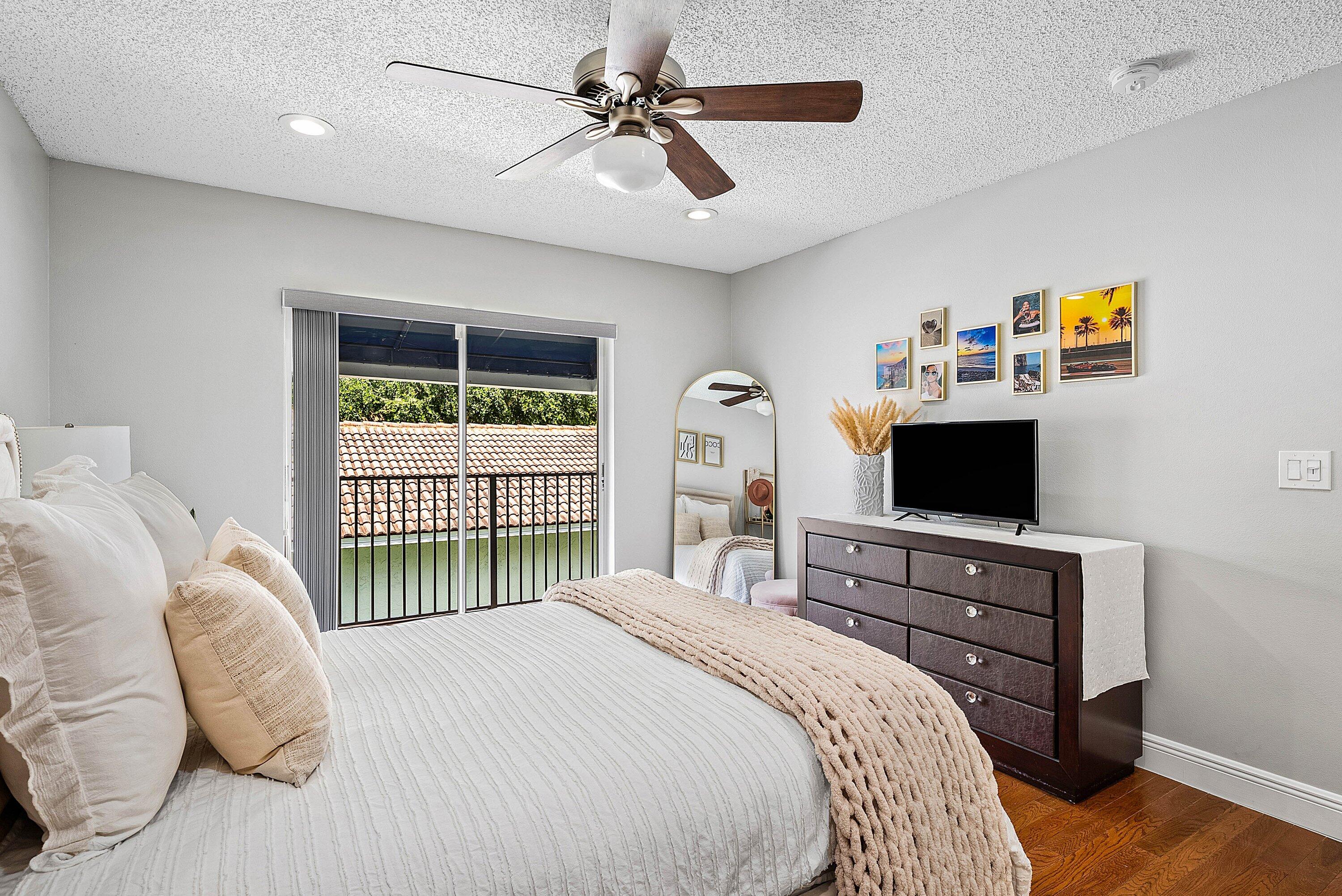 BOCAR CONDO - Residential Lease