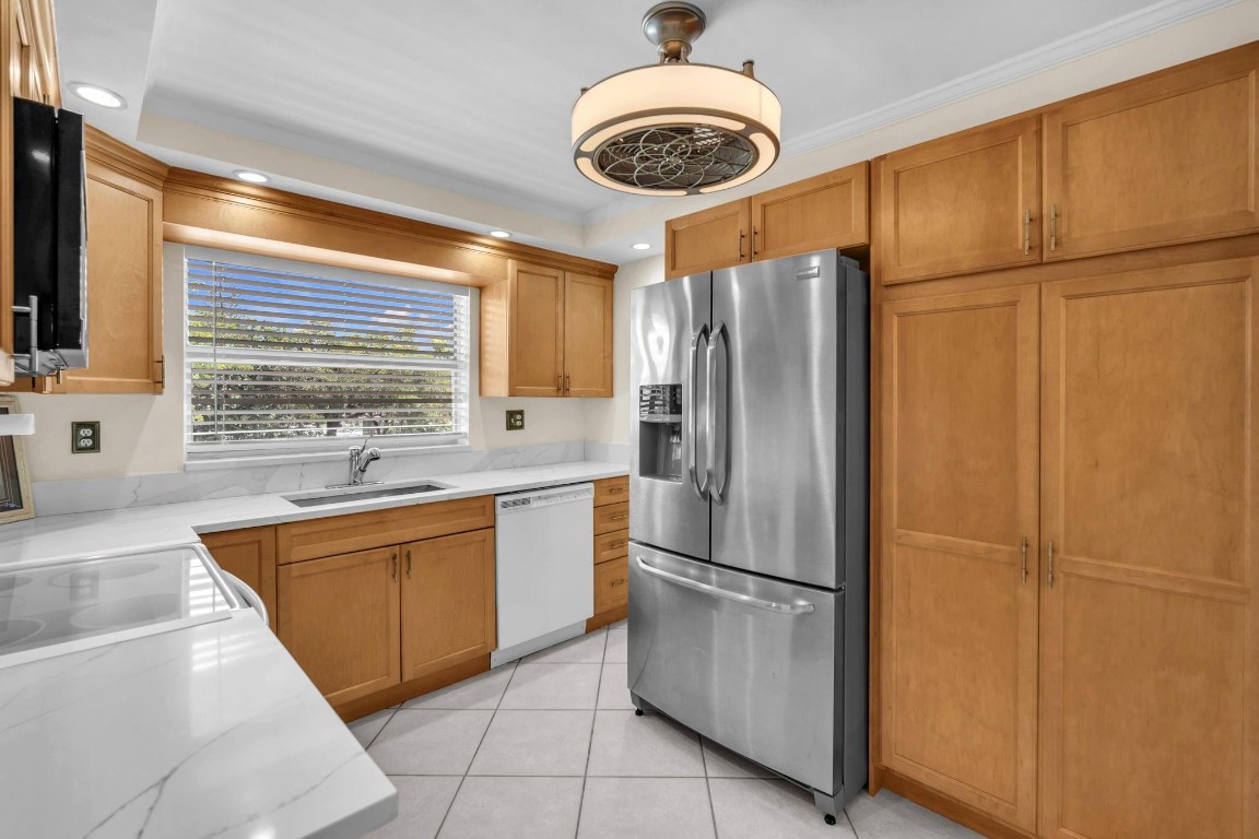 Sunrise Lakes Phase 3 - Residential