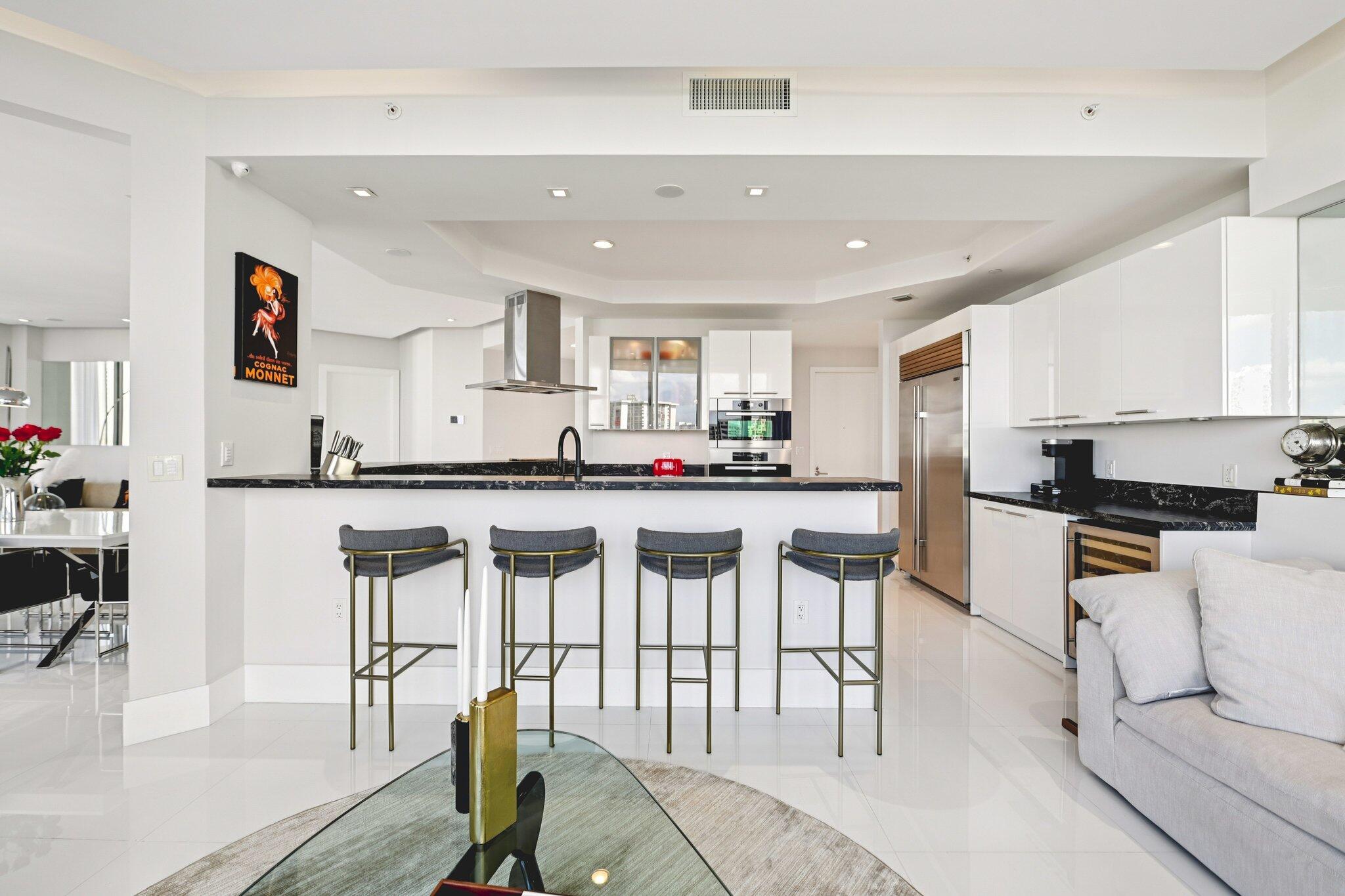 BELLINI AT WILLIAMS ISLAN - Residential