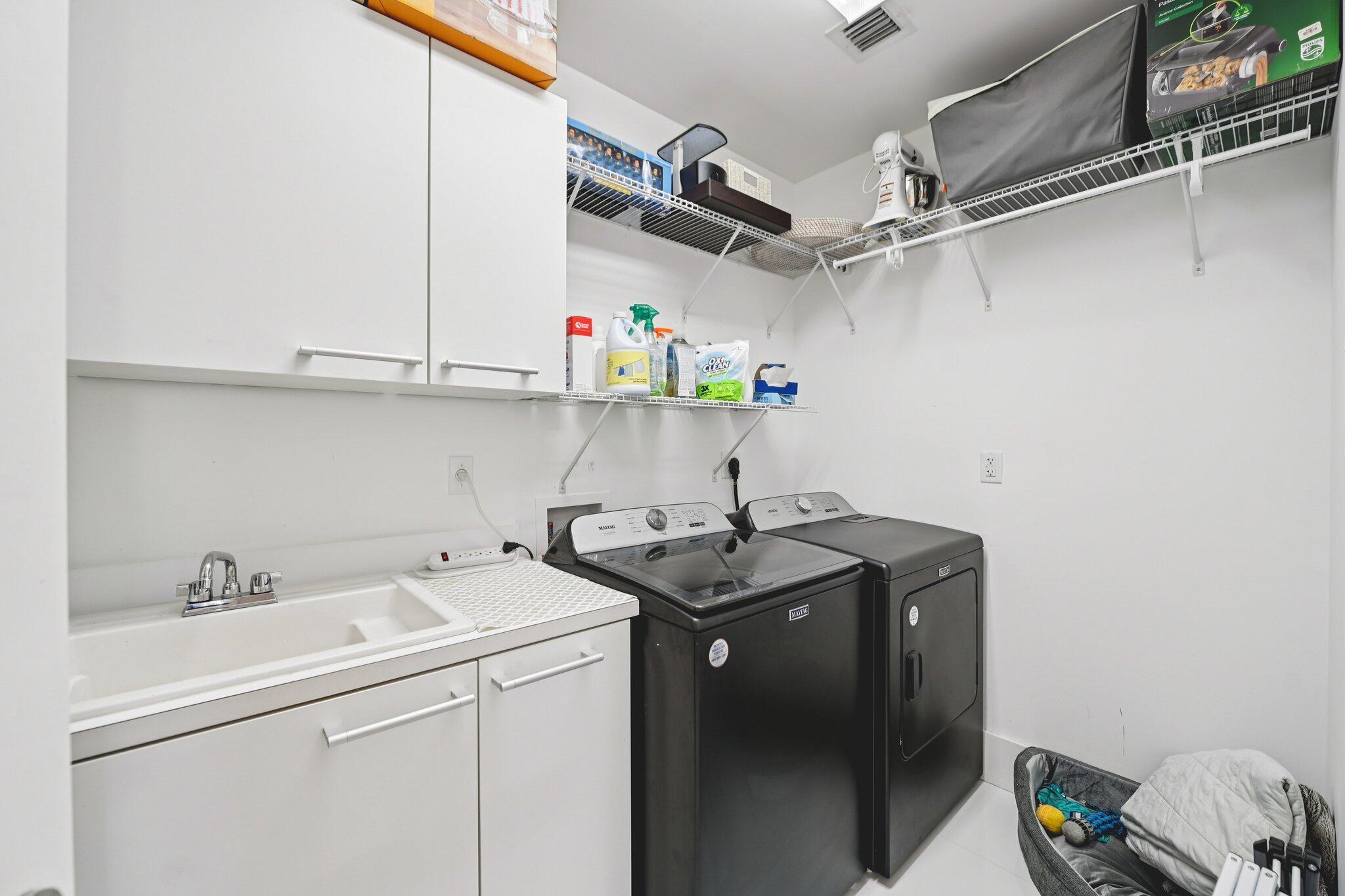 BELLINI AT WILLIAMS ISLAN - Residential