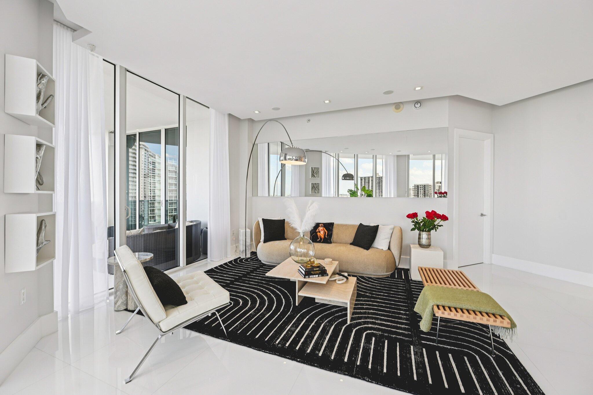 4100 Island Boulevard 1204