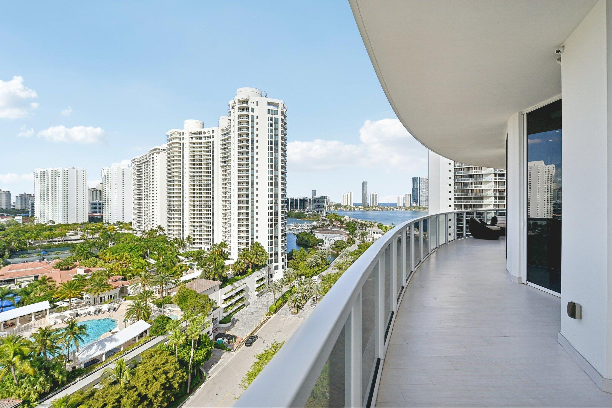 BELLINI AT WILLIAMS ISLAN - Residential