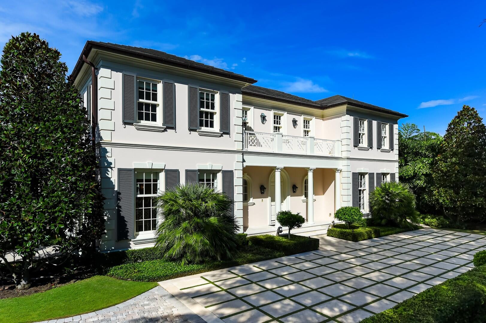255 Wells Road