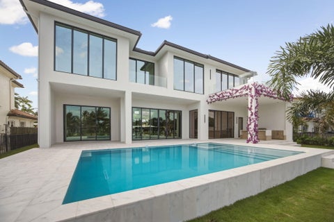 Tiny photo for 2921 NE 23RD Street, Pompano Beach, FL 33062 (MLS # B26087722)