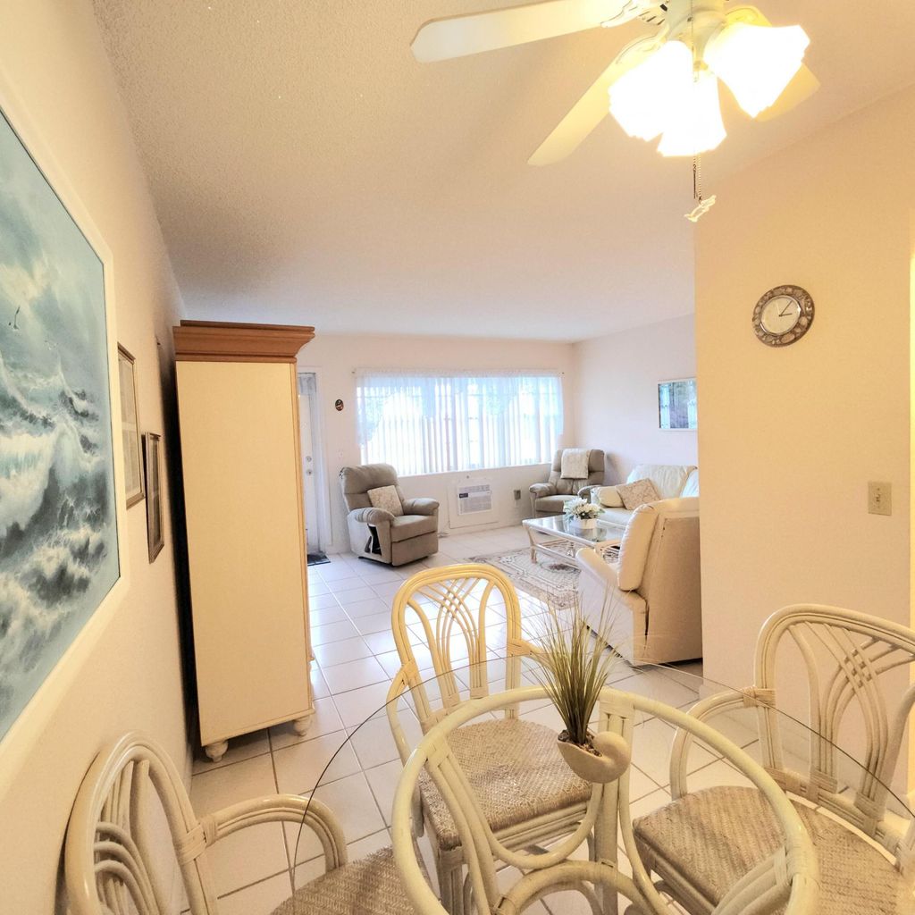 Photo of 164 Sheffield G, West Palm Beach, FL 33417 (MLS # B26022990)