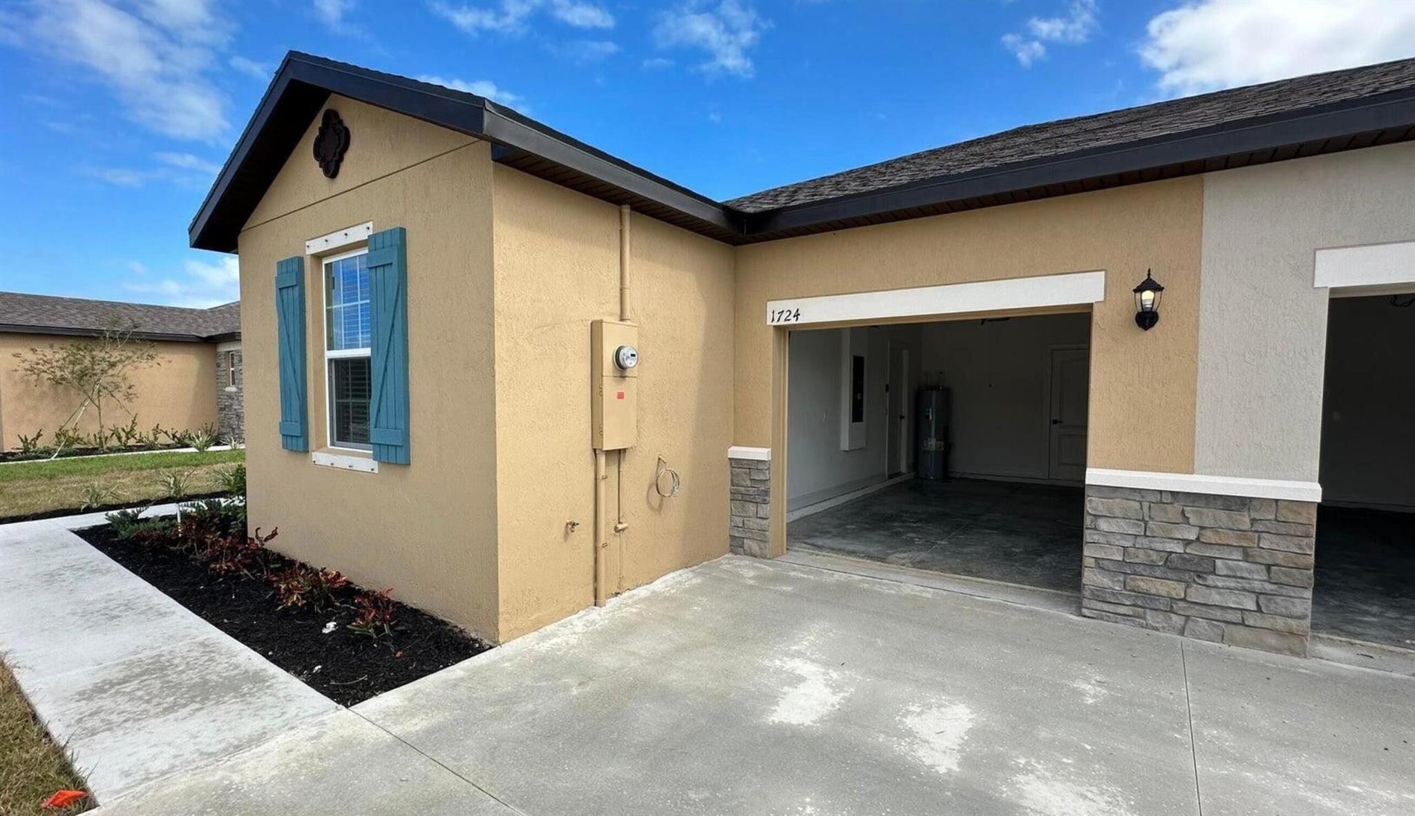 CELEBRATION POINTE - Residential Lease