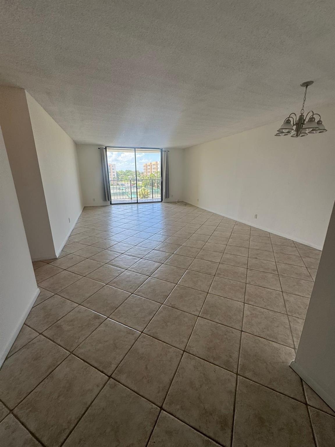 2828 Tennis Club 502 Drive 502
