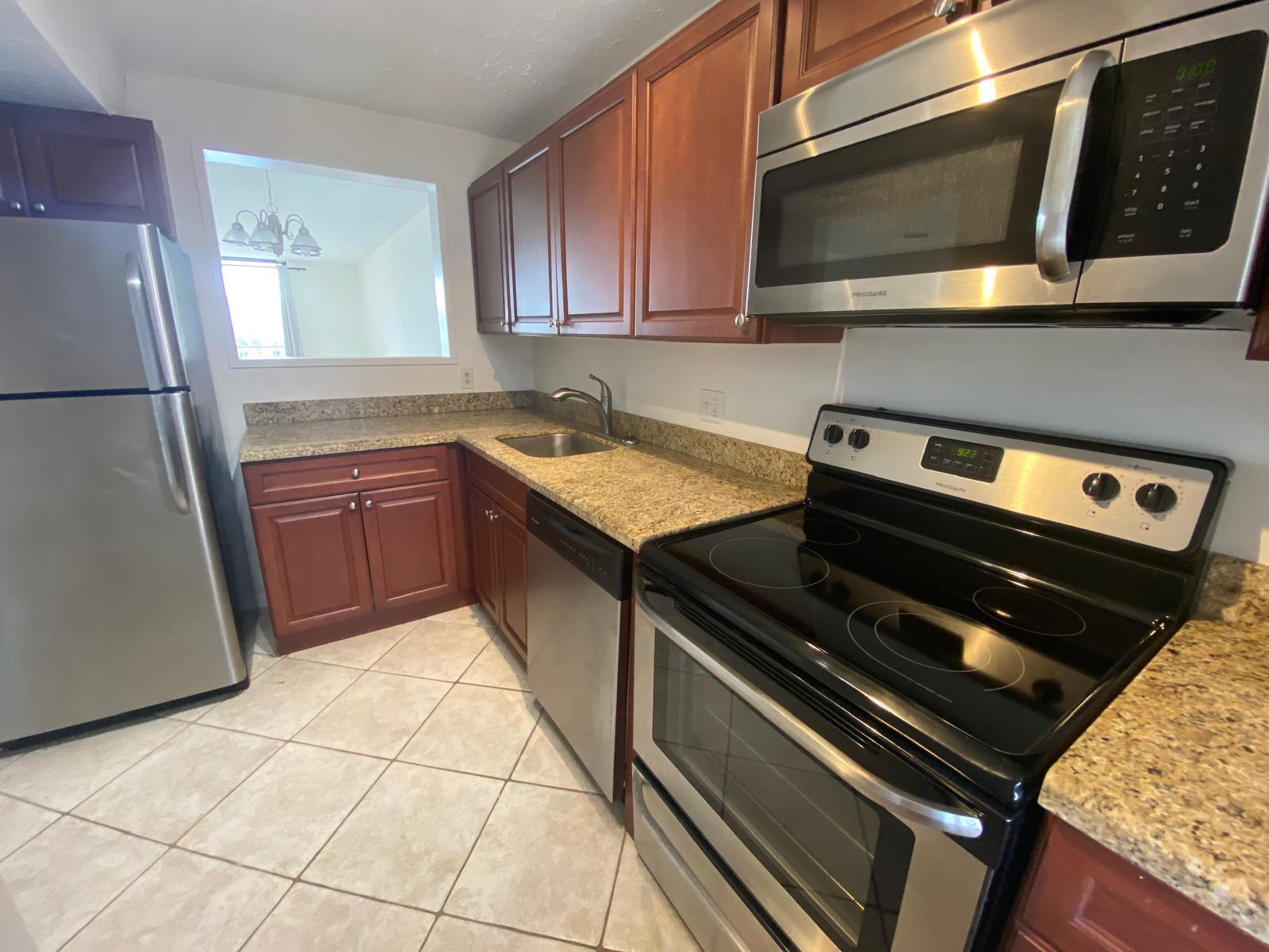 2828 Tennis Club 502 Drive 502