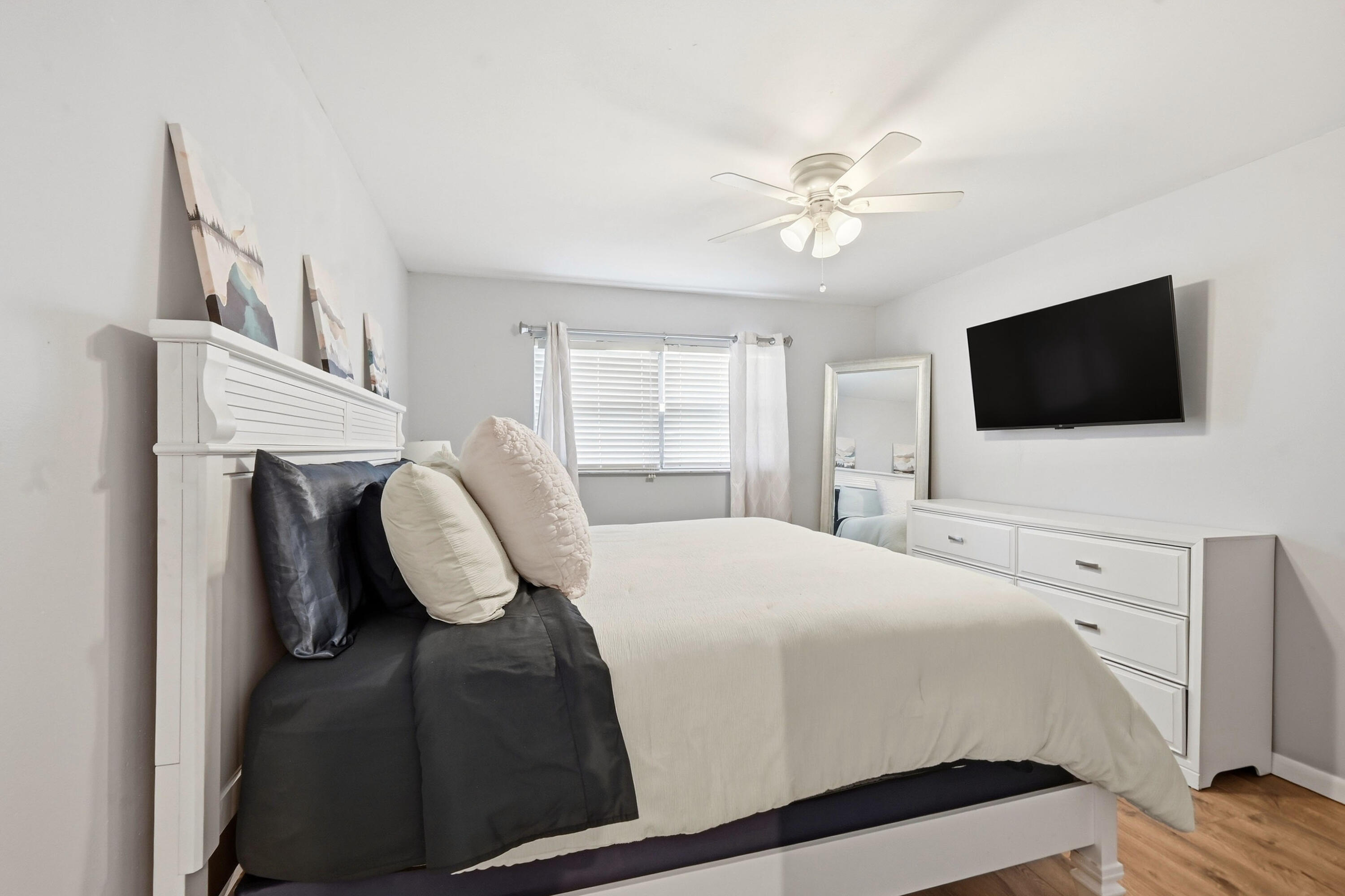VENETIAN TERRACE CONDO - Residential Lease