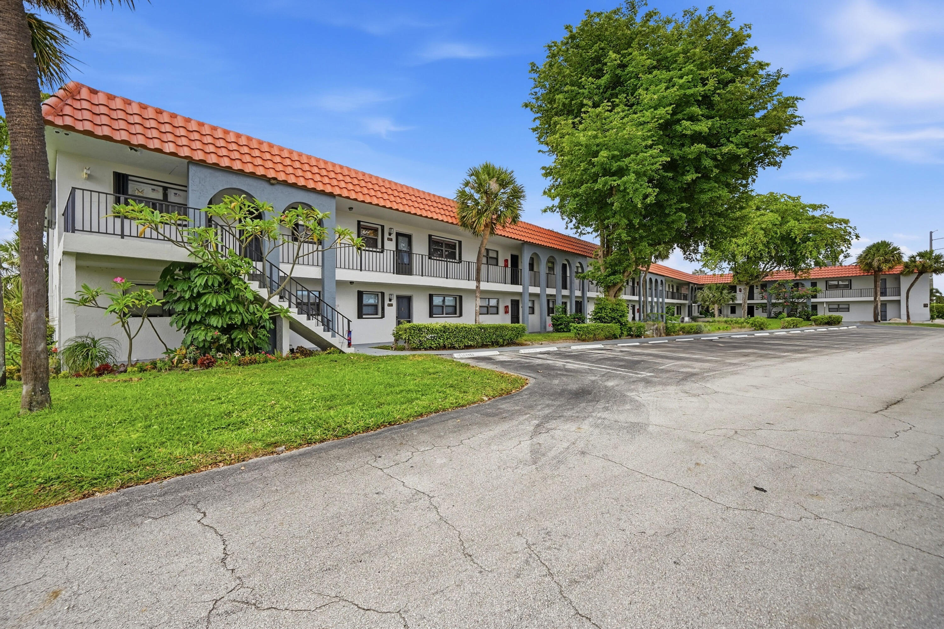 VENETIAN TERRACE CONDO - Residential Lease
