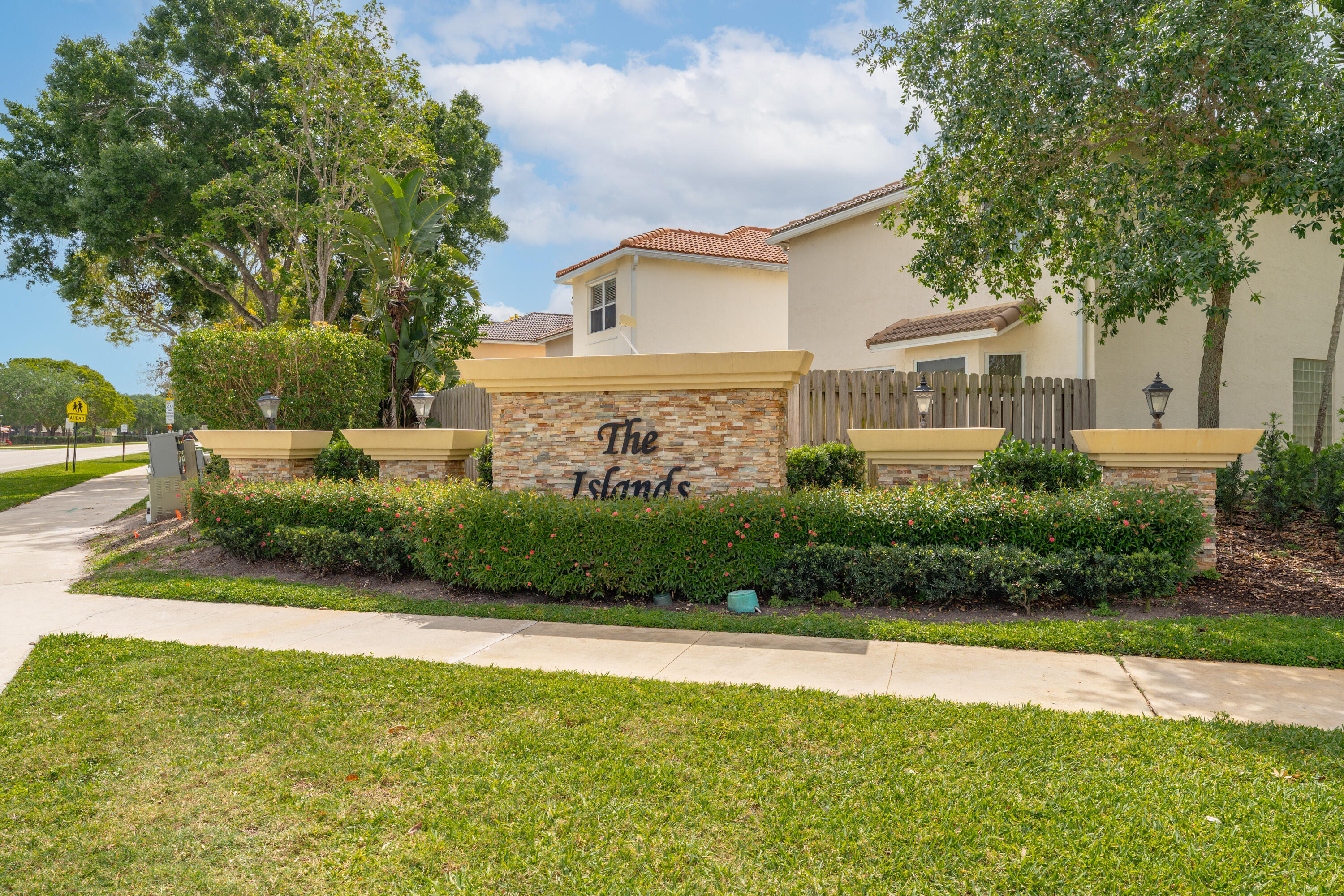 6824 Long Key Street