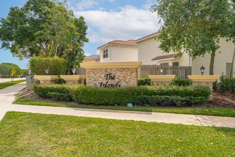 Tiny photo for 6824 Long Key Street, Lake Worth, FL 33467 (MLS # B26012082)