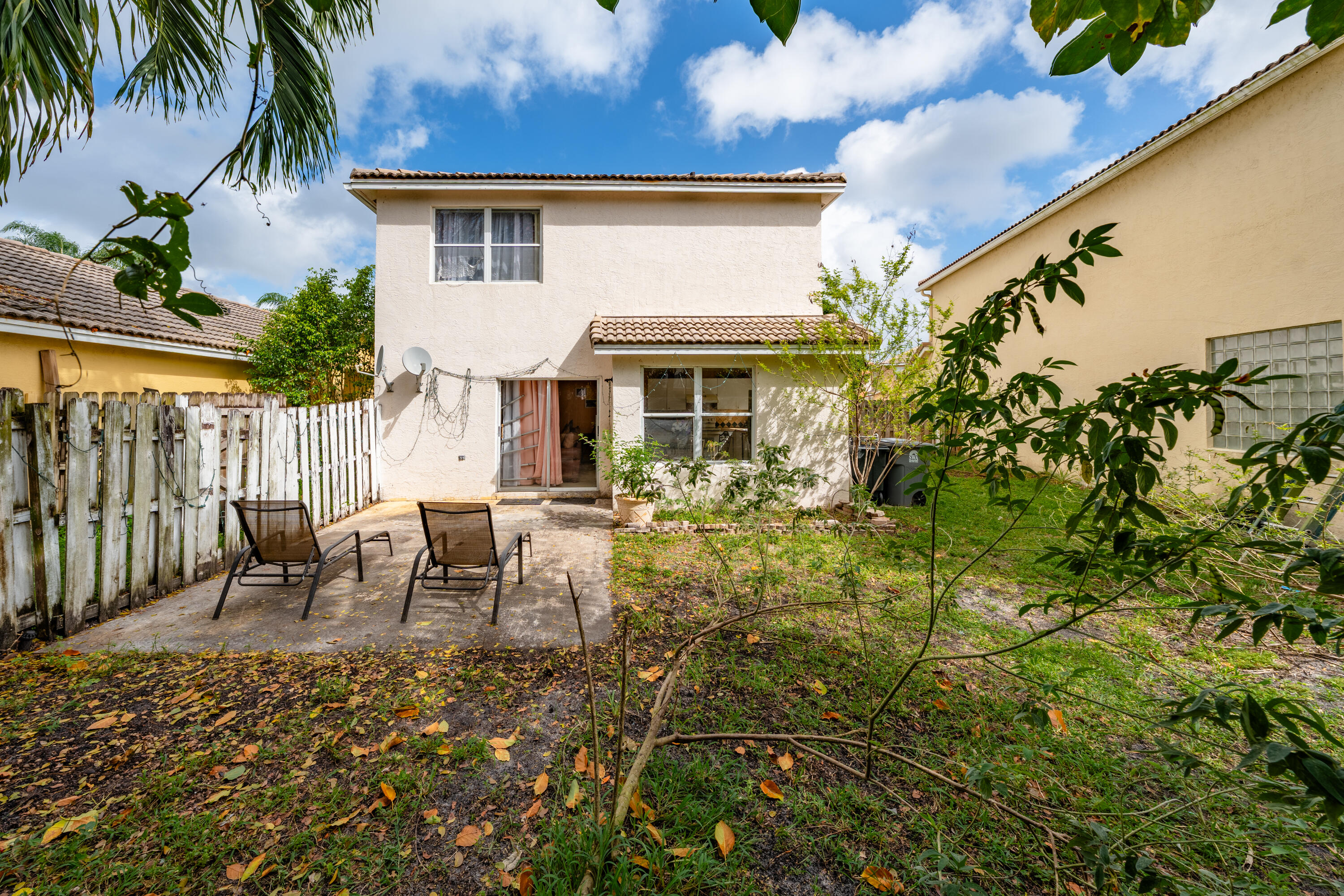 CHARLESTON SHORES - Residential