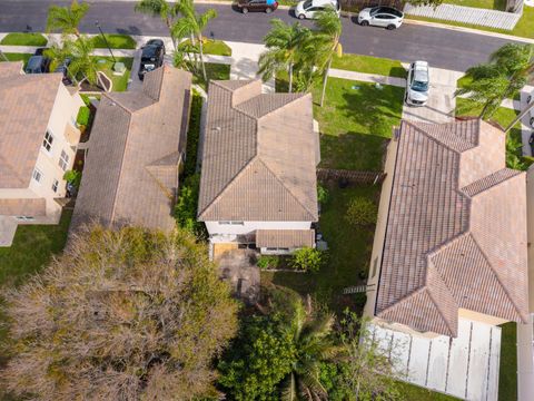 Tiny photo for 6824 Long Key Street, Lake Worth, FL 33467 (MLS # B26012082)