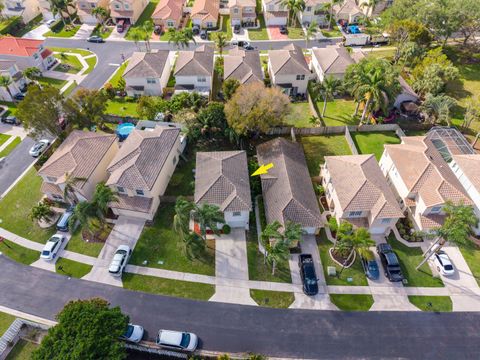 Tiny photo for 6824 Long Key Street, Lake Worth, FL 33467 (MLS # B26012082)