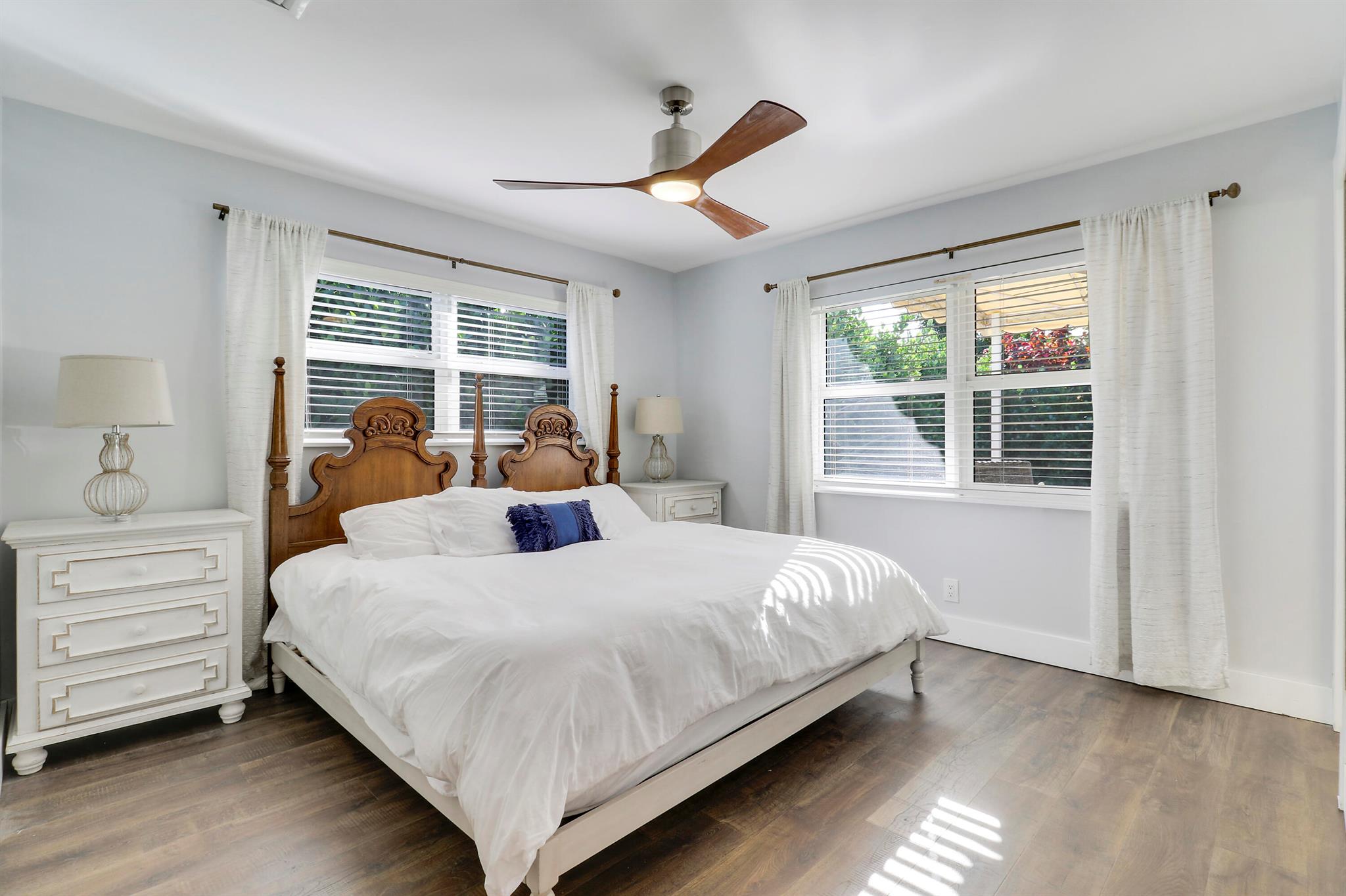 NORTH PALM BEACH VILLAGE - Residential