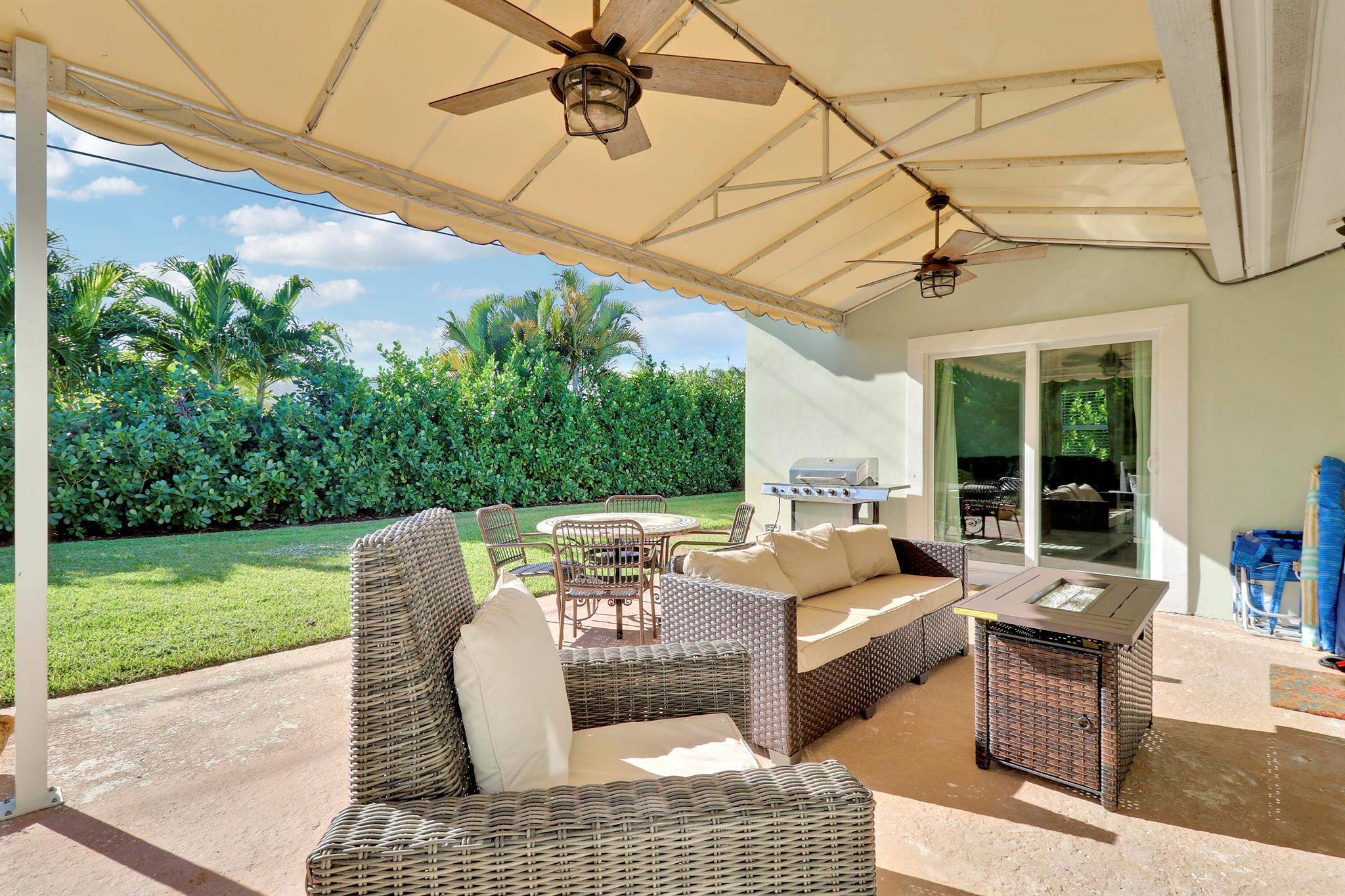 NORTH PALM BEACH VILLAGE - Residential