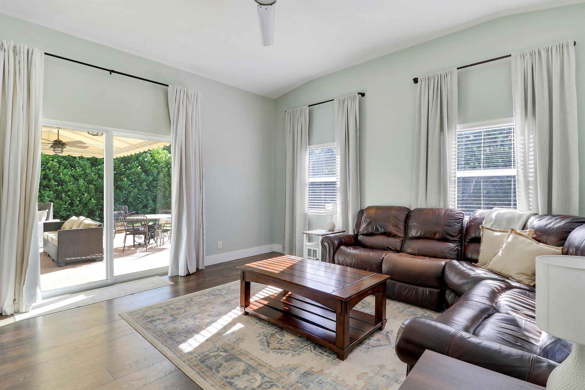 NORTH PALM BEACH VILLAGE - Residential