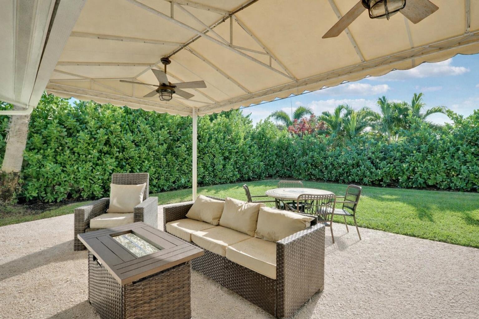 NORTH PALM BEACH VILLAGE - Residential