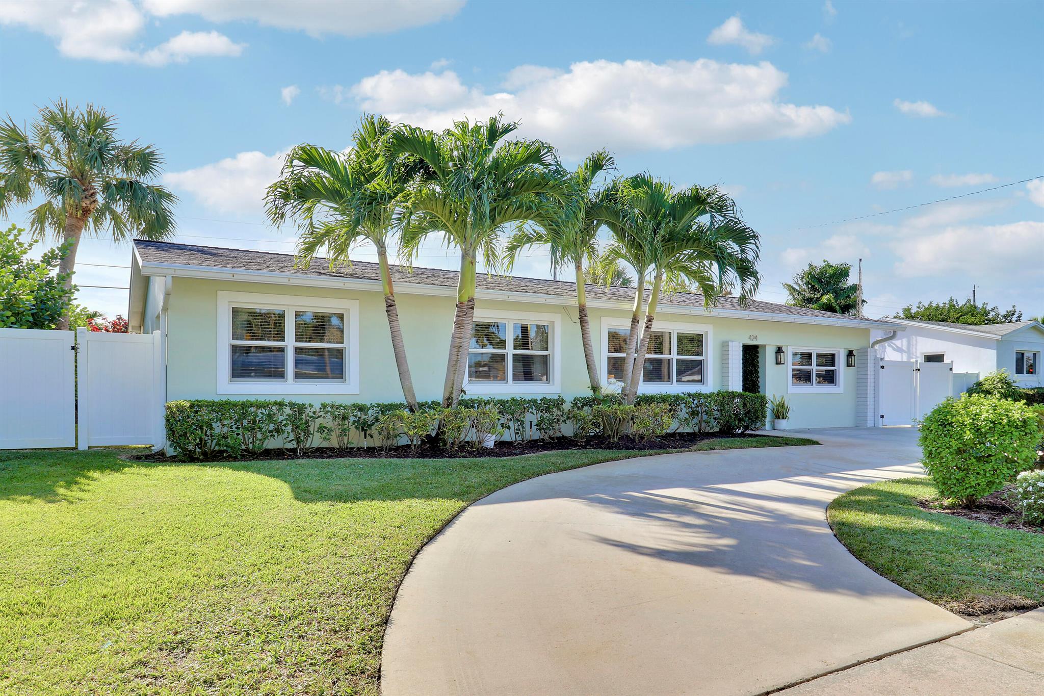 NORTH PALM BEACH VILLAGE - Residential