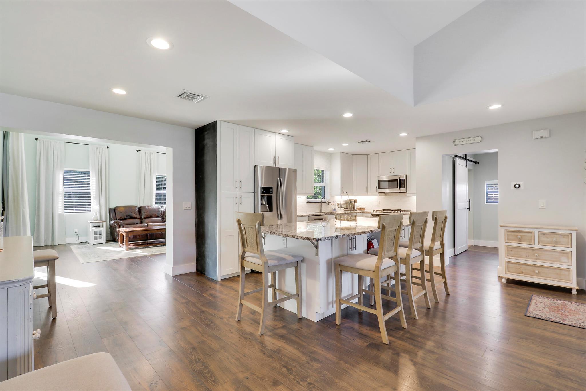 NORTH PALM BEACH VILLAGE - Residential