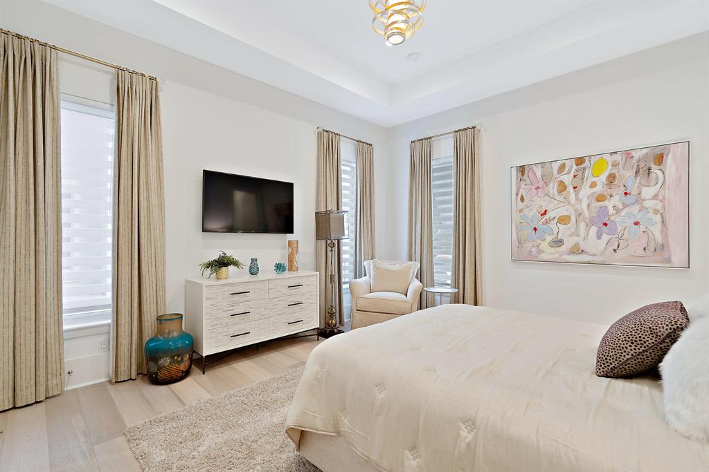 OLD PALM PL - Residential