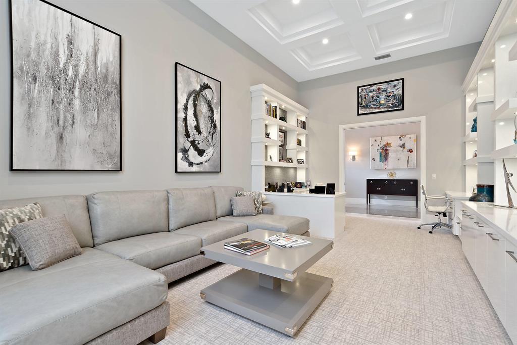 OLD PALM PL - Residential