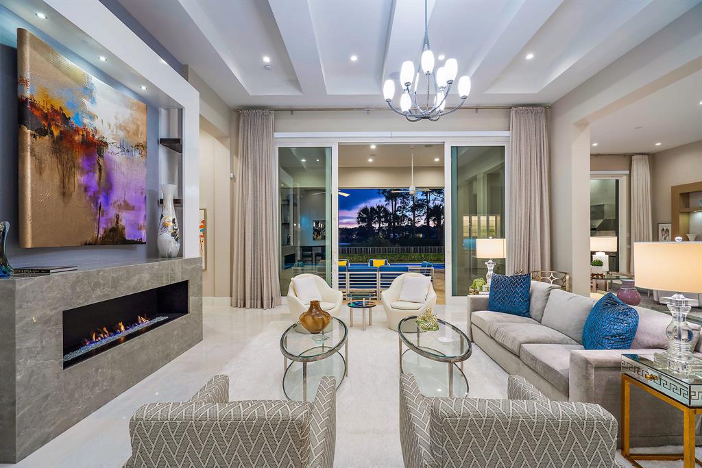 OLD PALM PL - Residential