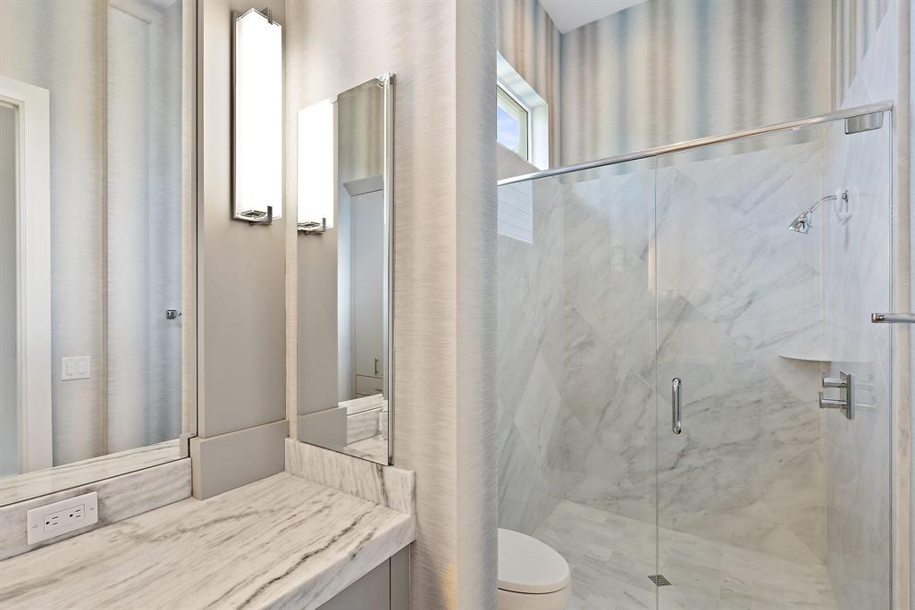 OLD PALM PL - Residential