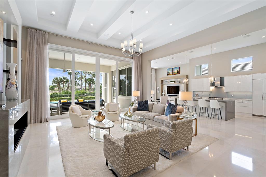 OLD PALM PL - Residential