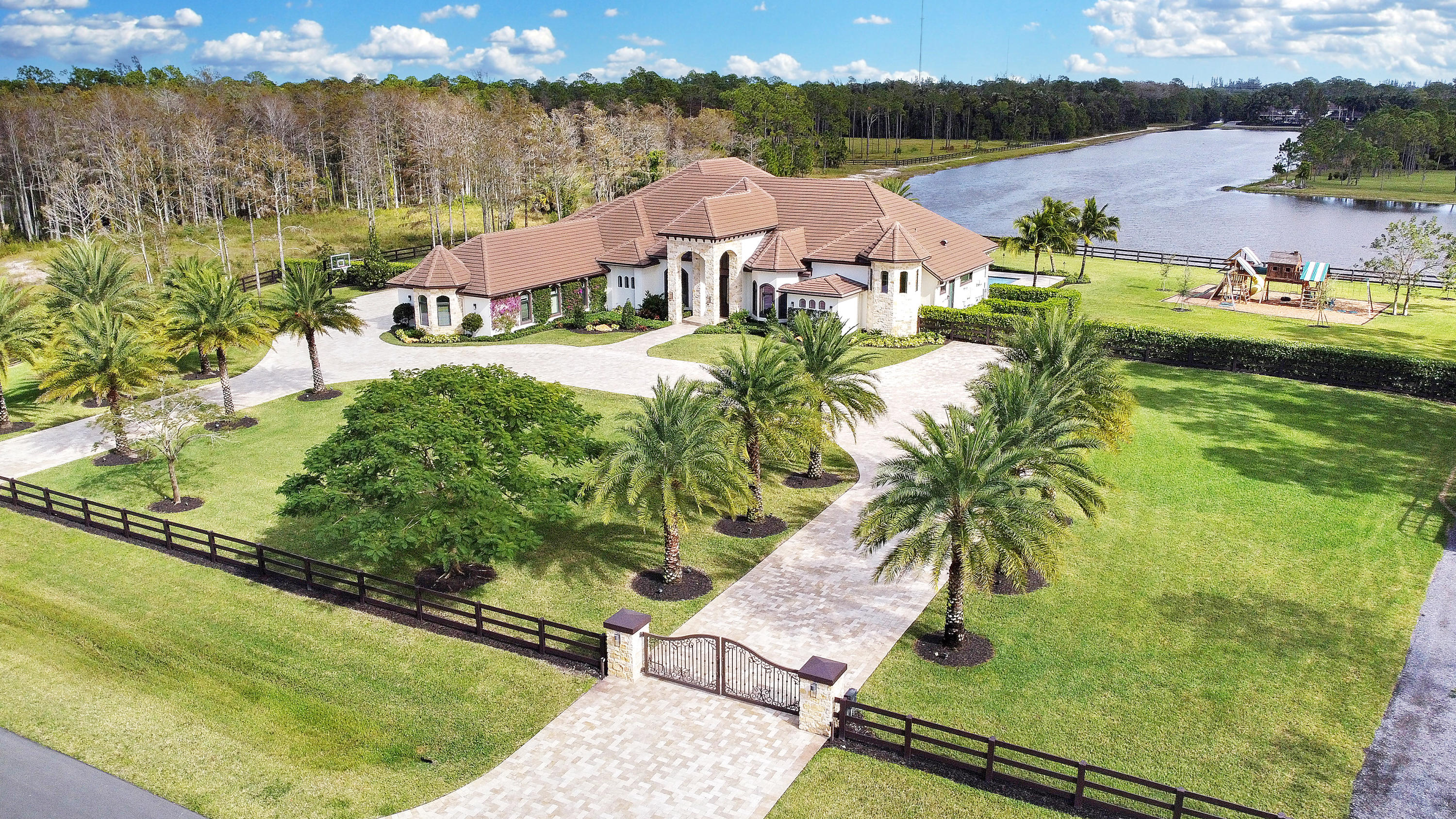 HOMELAND - Residential