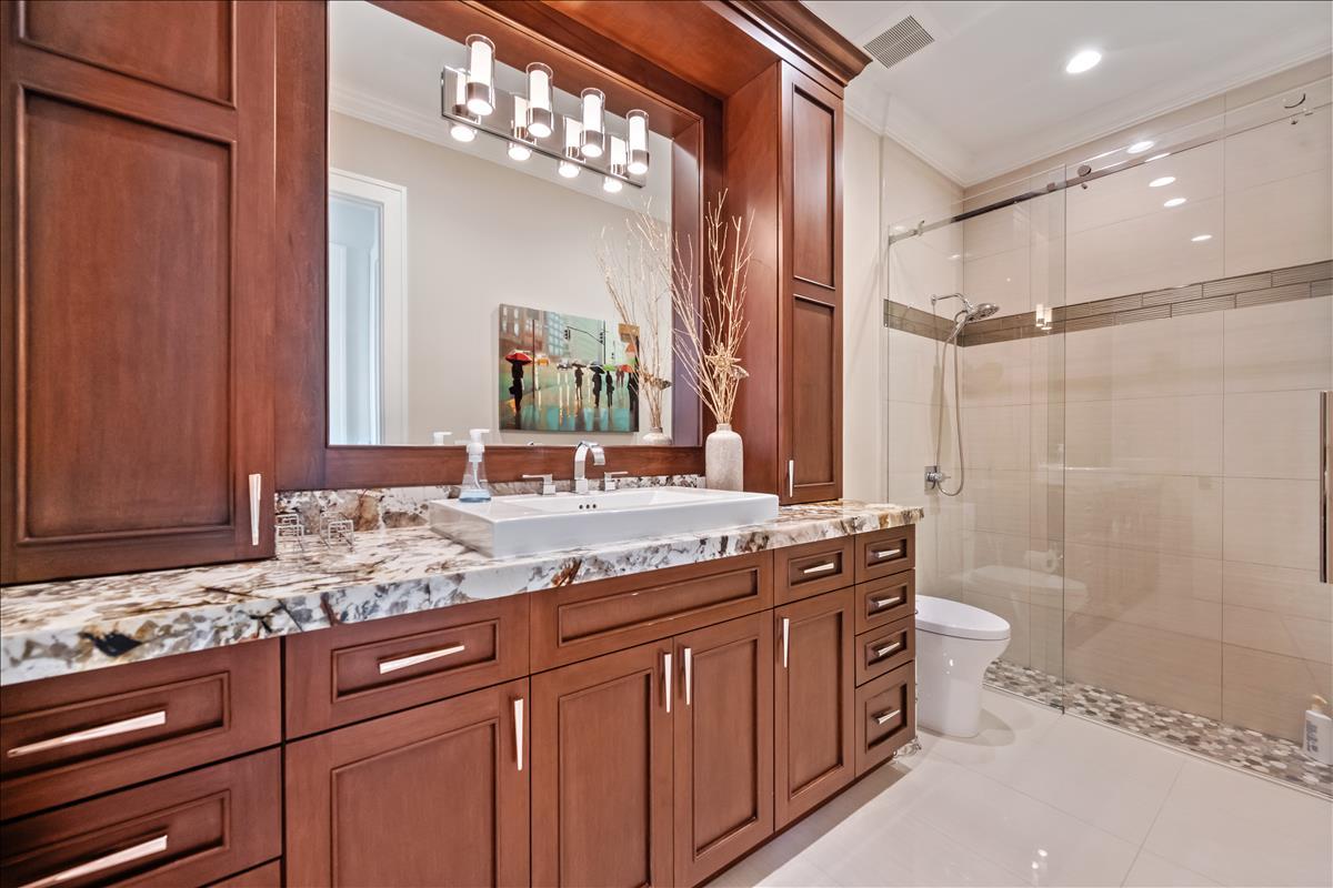 HOMELAND - Residential