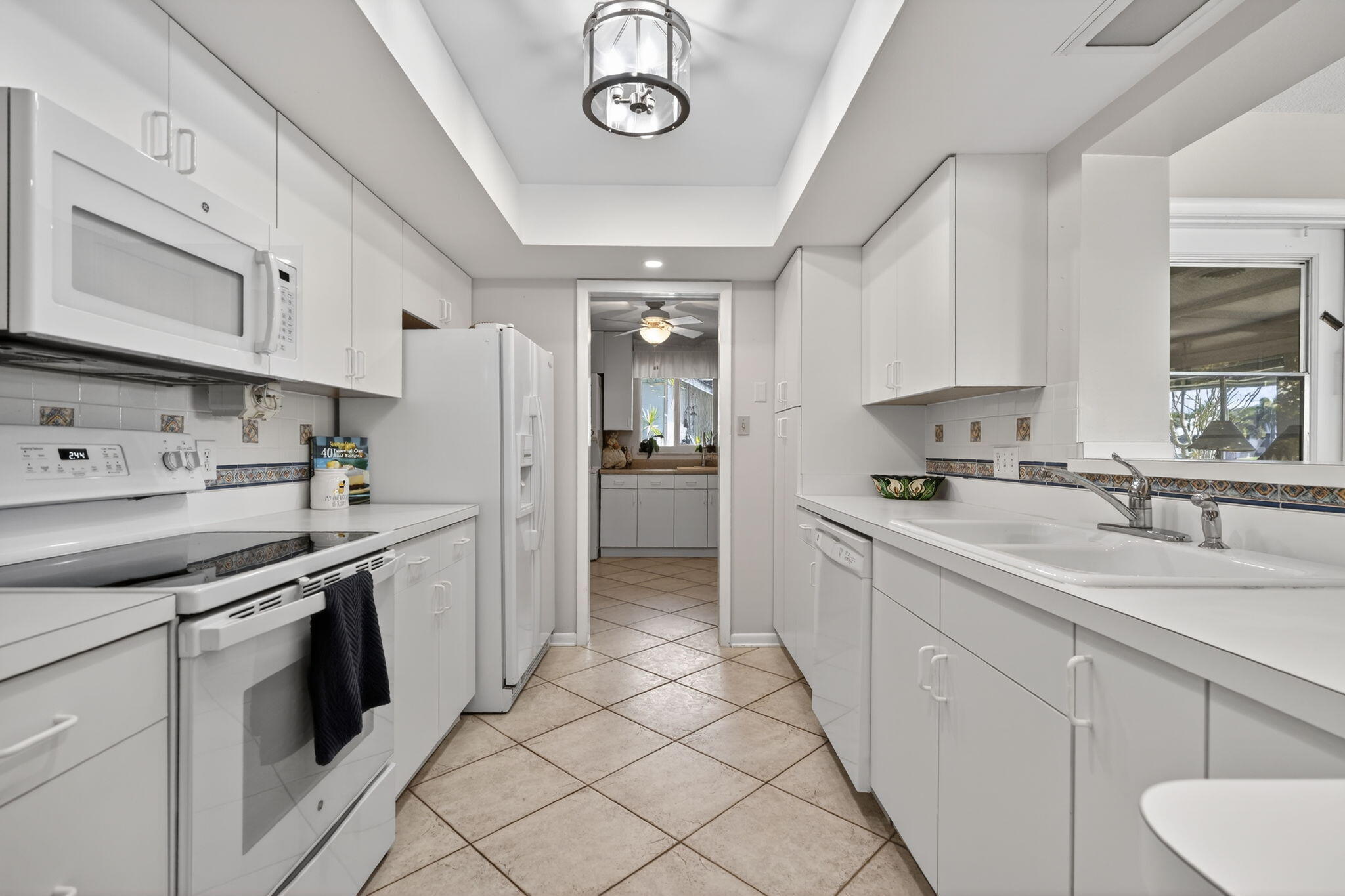 SEAGATE HARBOR - Residential