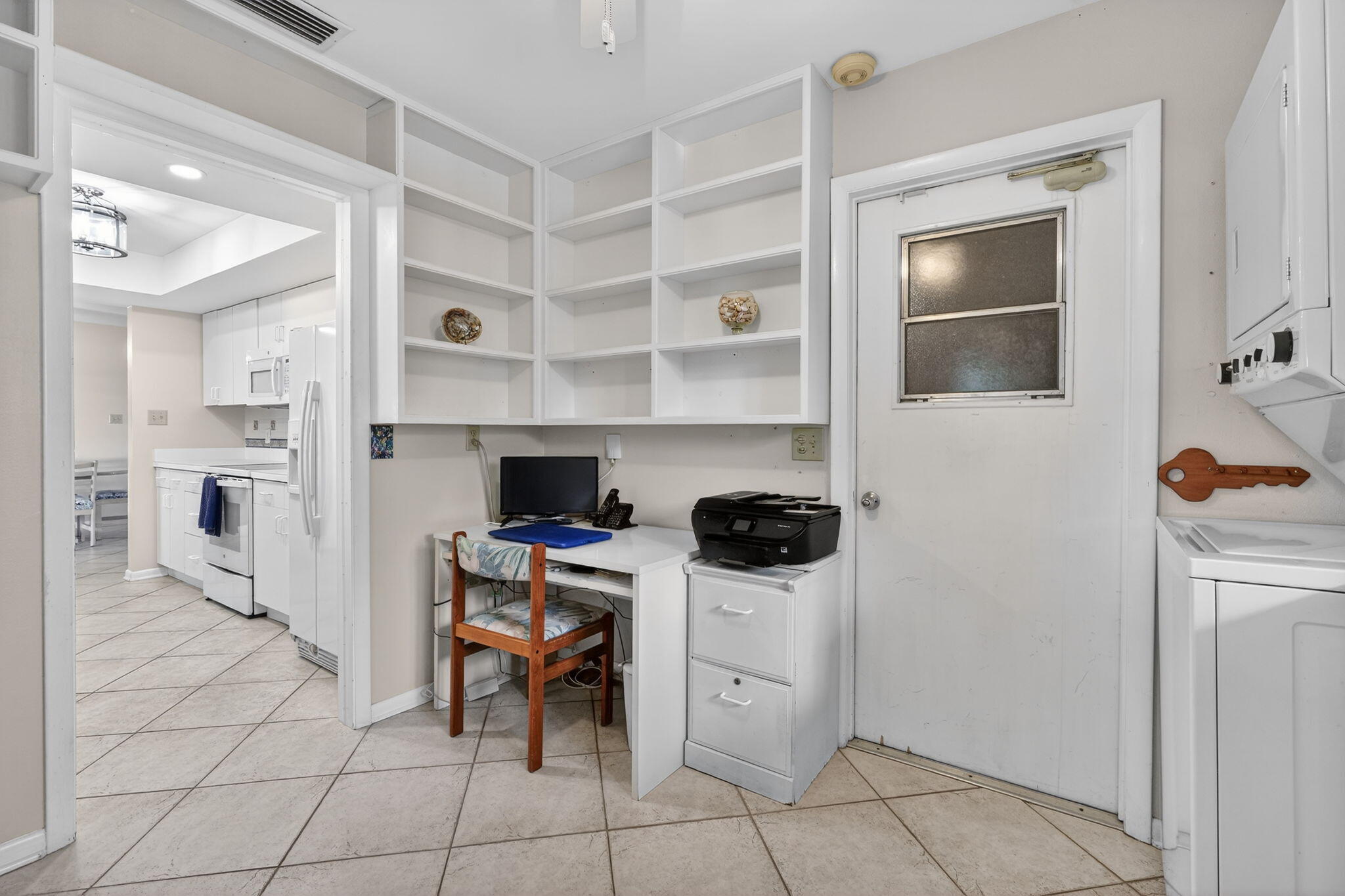 SEAGATE HARBOR - Residential