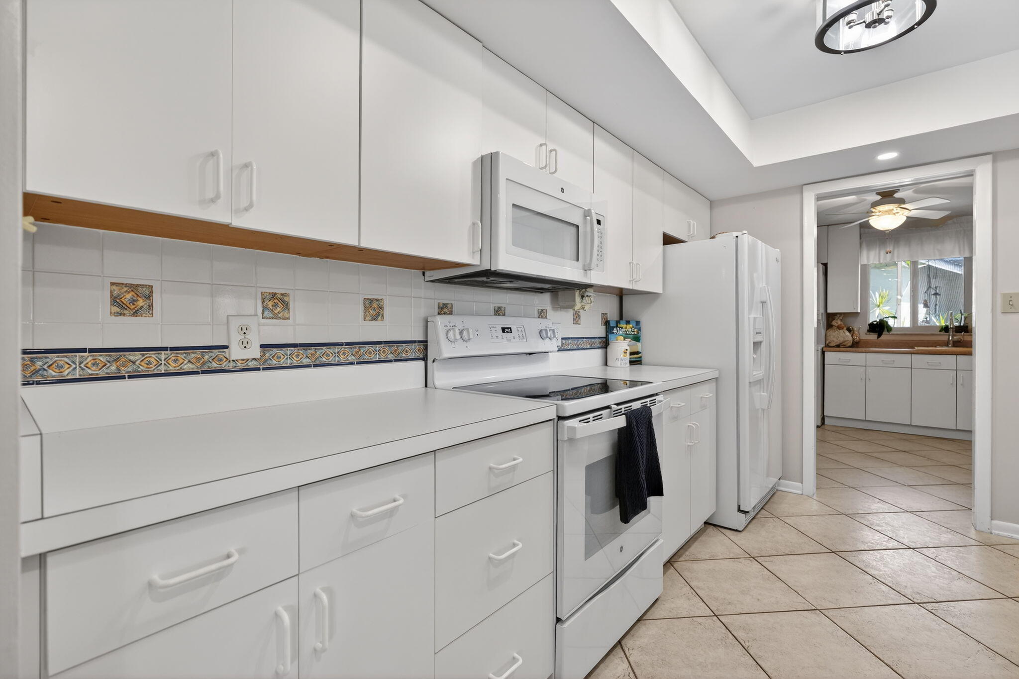 SEAGATE HARBOR - Residential