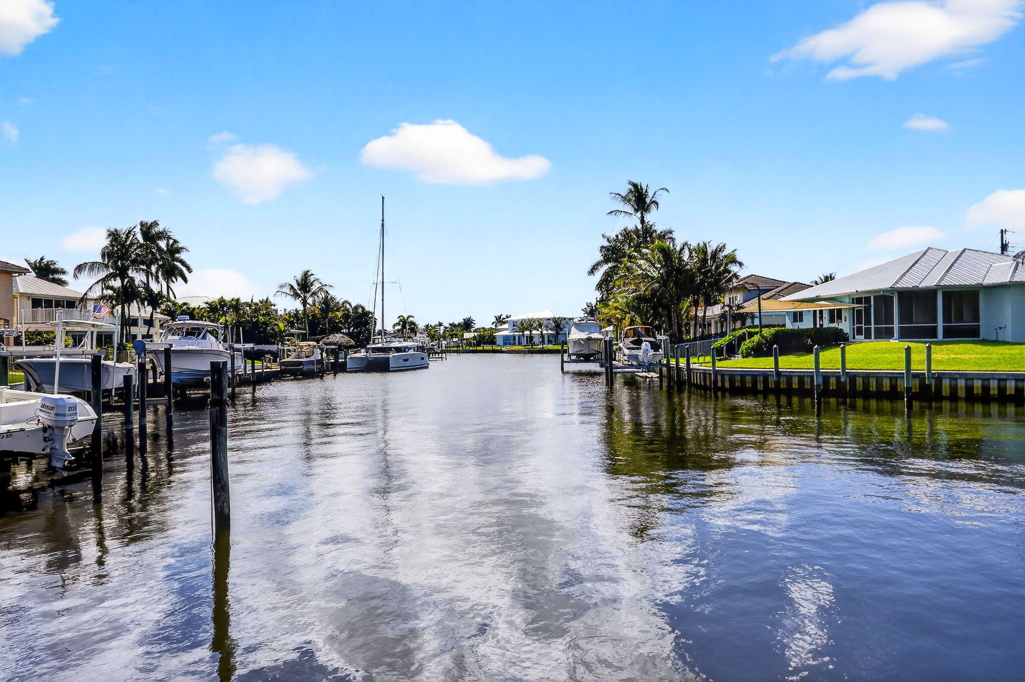 150 SW Beachway Avenue