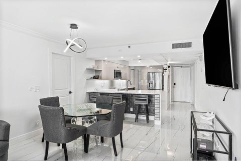 Tiny photo for 18 Royal Palm Way #109, Boca Raton, FL 33432 (MLS # B26037008)