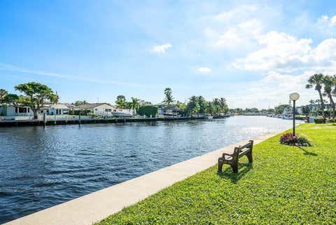 Tiny photo for 18 Royal Palm Way #109, Boca Raton, FL 33432 (MLS # B26037008)
