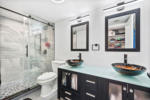 Tiny photo for 18 Royal Palm Way #109, Boca Raton, FL 33432 (MLS # B26037008)
