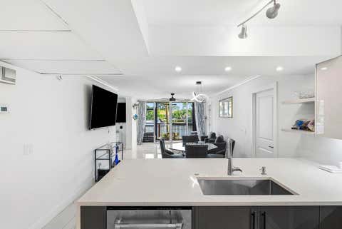 Tiny photo for 18 Royal Palm Way #109, Boca Raton, FL 33432 (MLS # B26037008)