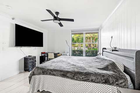 Tiny photo for 18 Royal Palm Way #109, Boca Raton, FL 33432 (MLS # B26037008)
