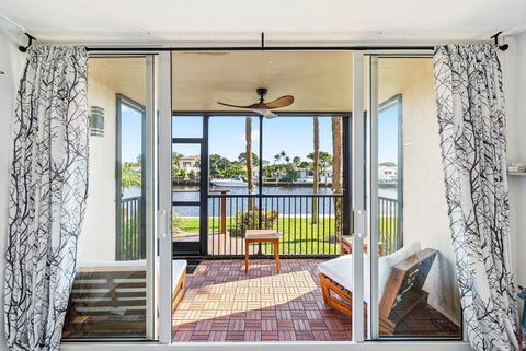 Tiny photo for 18 Royal Palm Way #109, Boca Raton, FL 33432 (MLS # B26037008)